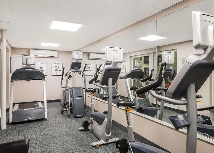 Howard Johnson By Wyndham Middletown Newport Area