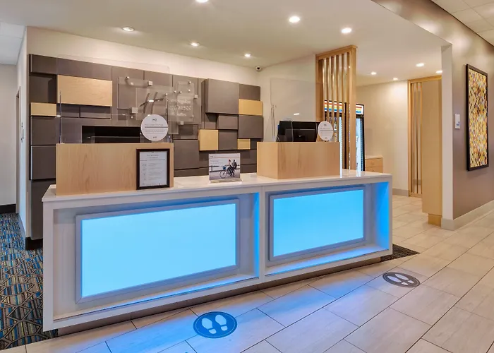Holiday Inn Express- Eau Claire West I-94 By Ihg