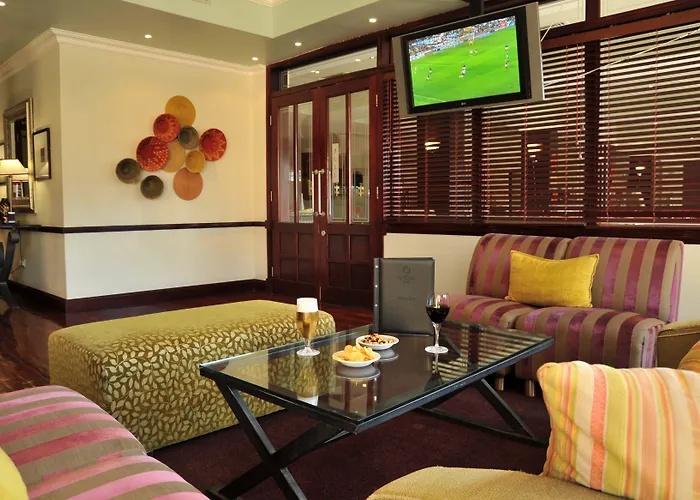 Cresta President Hotel