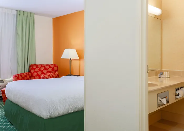 Best Western Plus Paper Valley Hotel