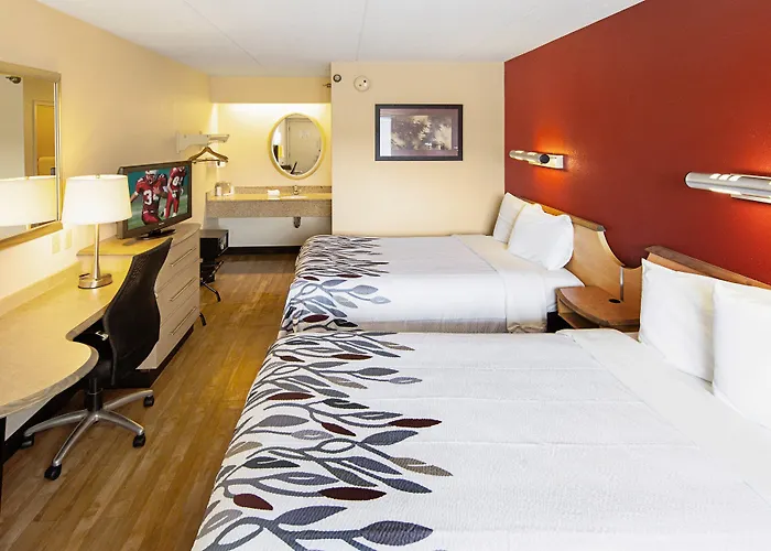 Red Roof Inn Fairmont