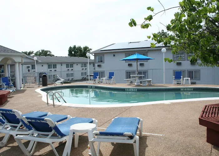 Baymont By Wyndham Osage Beach