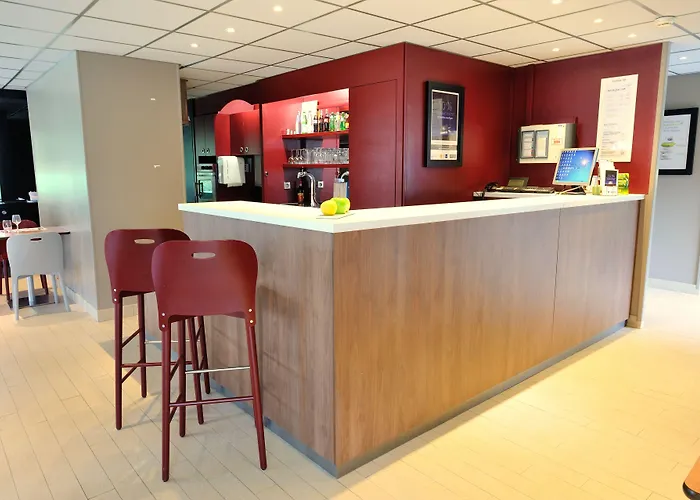 Campanile Hotel Senlis