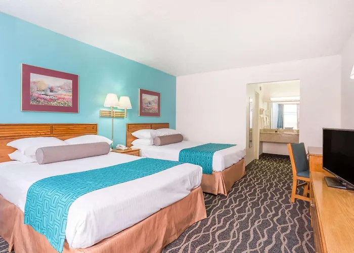Howard Johnson By Wyndham Commerce Ga