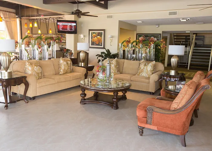 Comfort Suites Paradise Island