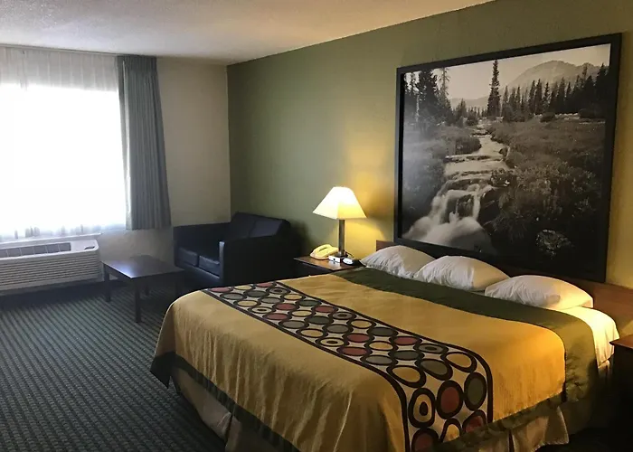 Super 8 By Wyndham Wendover