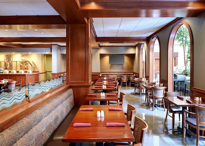 Doubletree By Hilton Dearborn