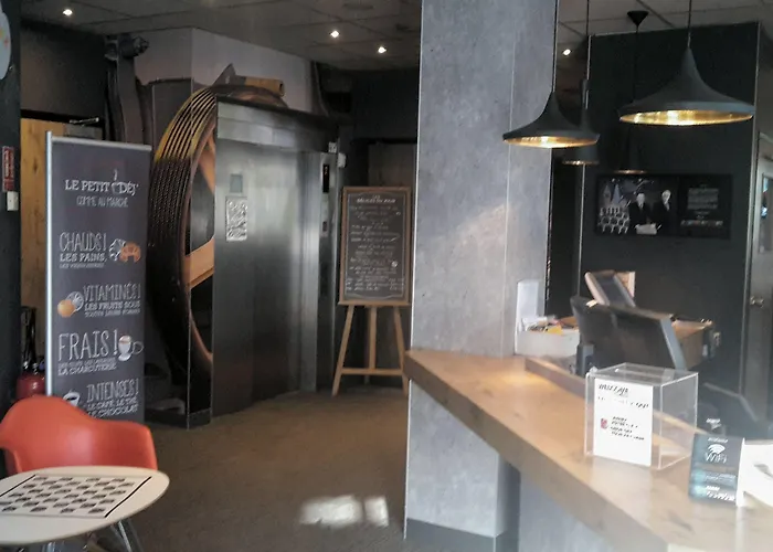 B&B Hotel Arras Centre Les Places