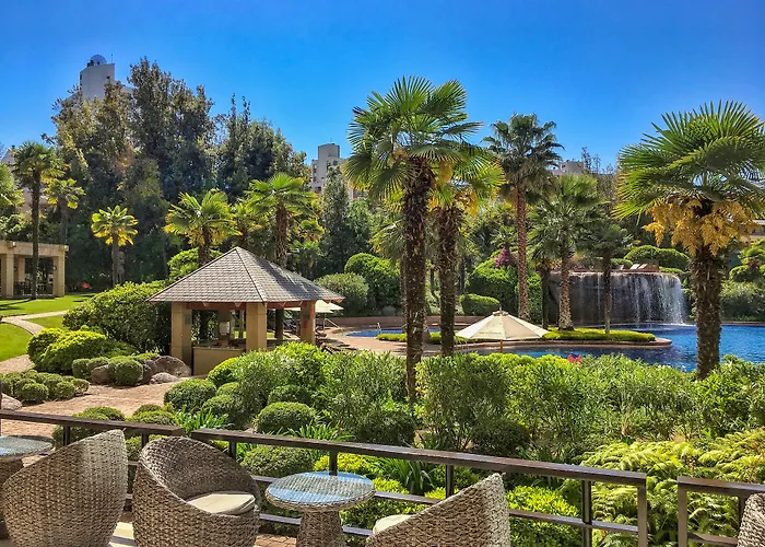 Mandarin Oriental, Santiago