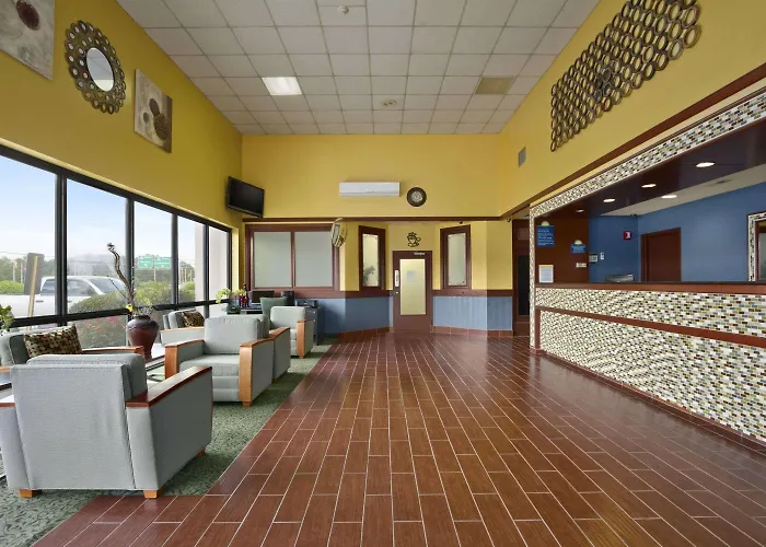 Days Inn By Wyndham Fayetteville-South/I-95 Exit 49