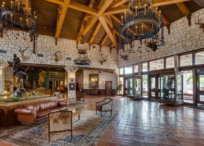 Y O Ranch Hotel And Conference Center