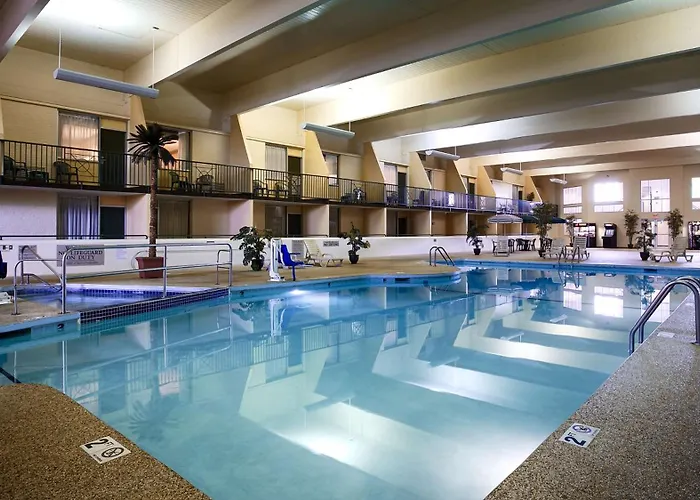 Country Inn & Suites By Radisson, Fergus Falls, Mn