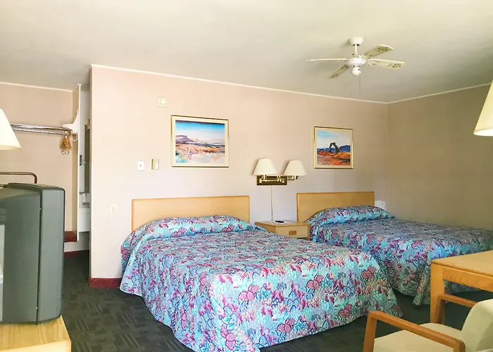 Appletree Inn