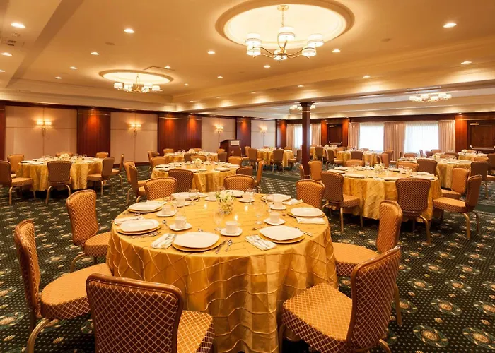 Ann Arbor Regent Hotel And Suites