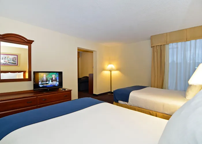 Best Western Plus Yadkin Valley Inn & Suites