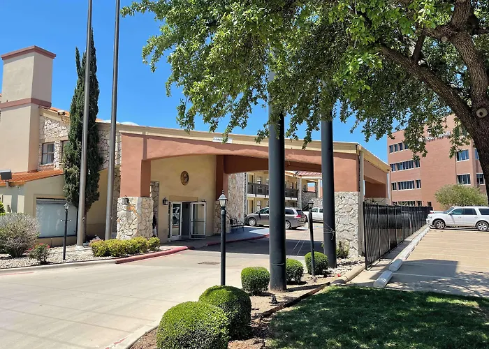 Best Western N.E. Mall Inn & Suites