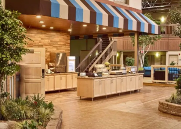 Livinn Hotel Minneapolis North / Fridley