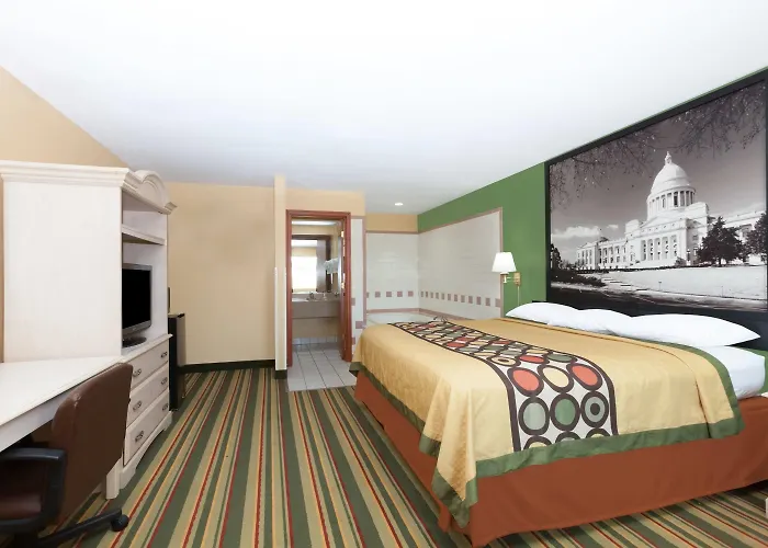 Super 8 By Wyndham Jacksonville Ar