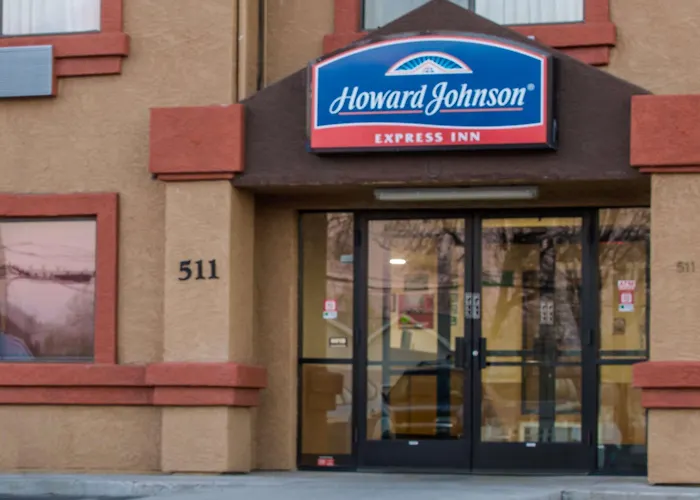 Howard Johnson By Wyndham Williams