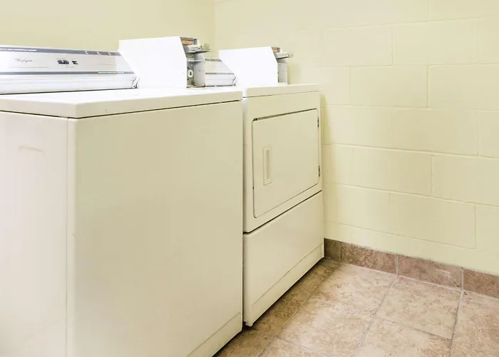 Days Inn By Wyndham Paintsville