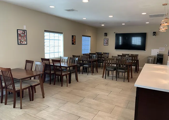 Days Inn By Wyndham Las Vegas Airport Near The Strip