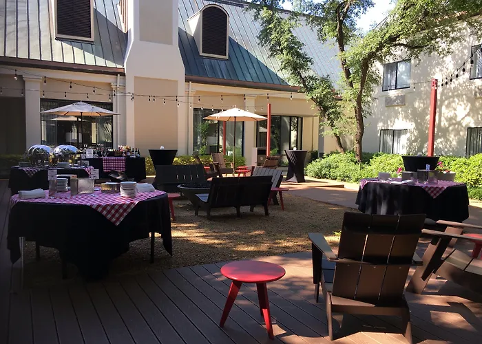Holiday Inn Irving Las Colinas By Ihg