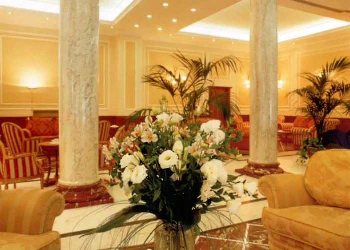 Andreola Central Hotel