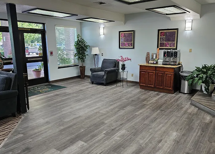 Quality Inn & Suites Vancouver North