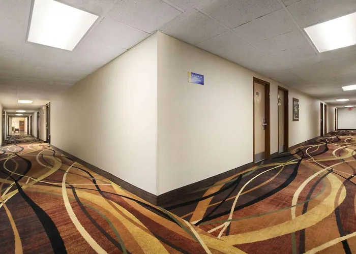 Days Inn By Wyndham Rome Downtown
