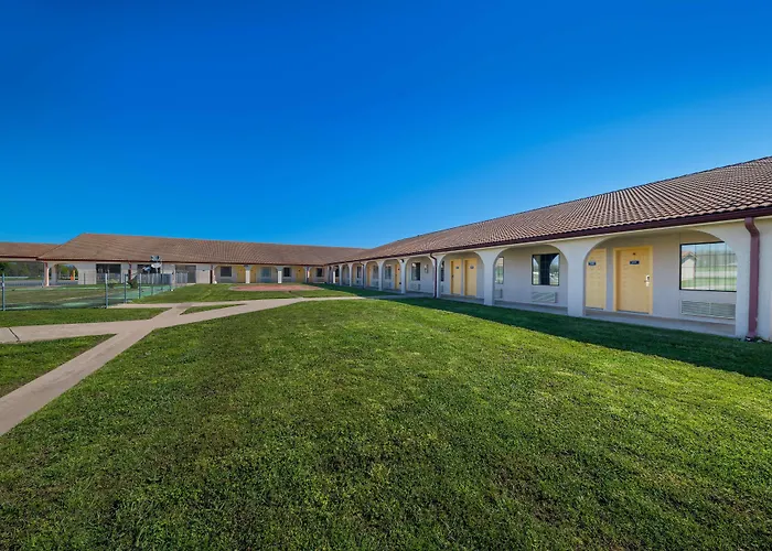 Americas Best Value Inn Bonham