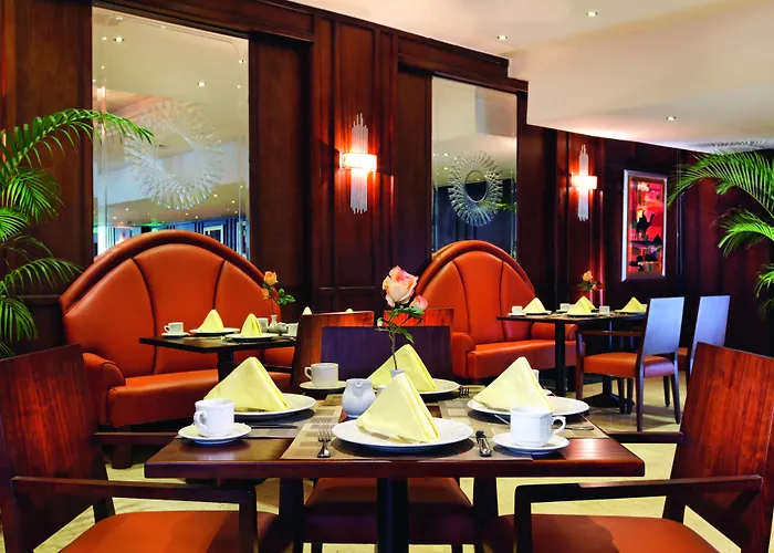 Cairo Pyramids Hotel