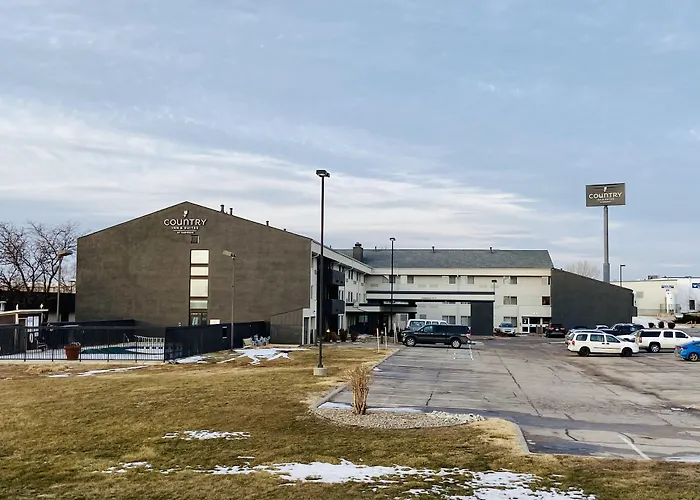 Wingate By Wyndham Lincoln Airport East I-80