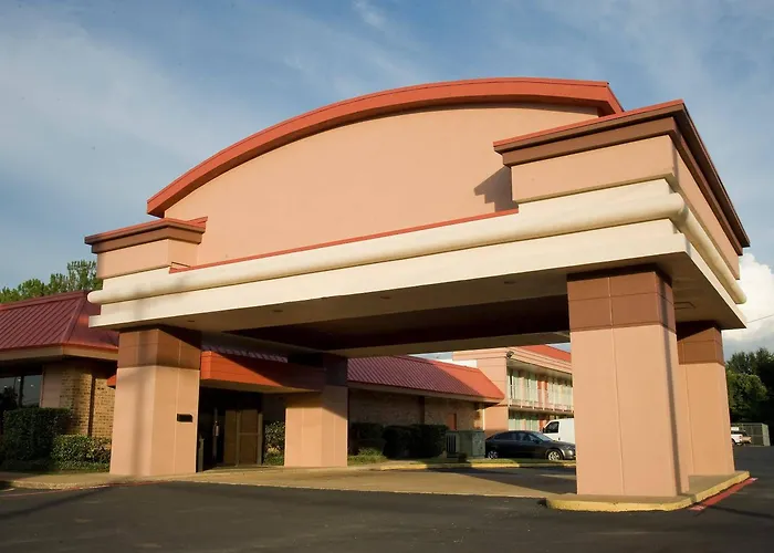 Express Inn & Suites