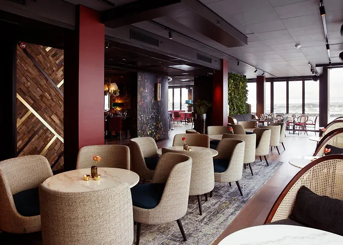 Clarion Hotel The Hub