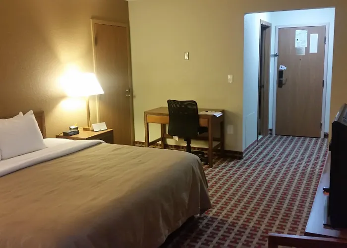 Quality Inn & Suites Marion