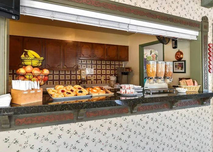Svendsgaard'S Lodge- Americas Best Value Inn & Suites