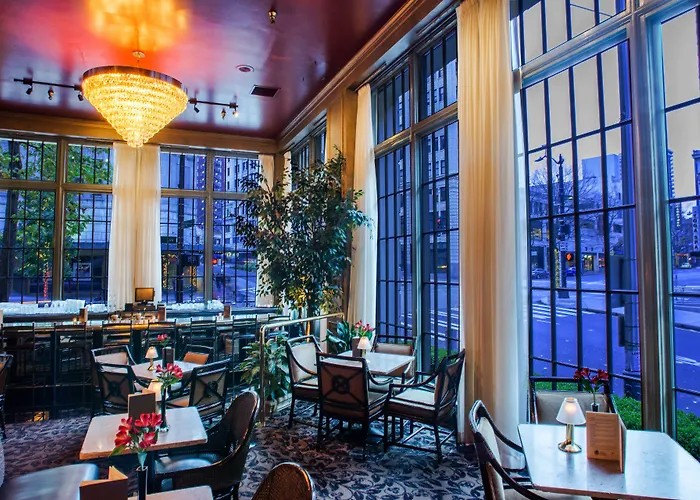 Mayflower Park Hotel