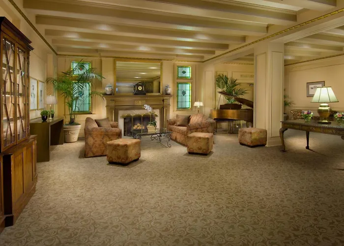 Mayflower Park Hotel
