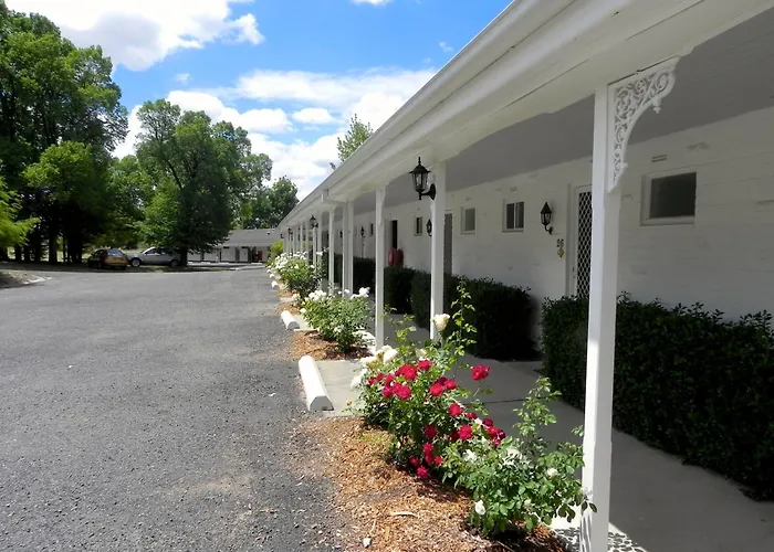 Moore Park Inn