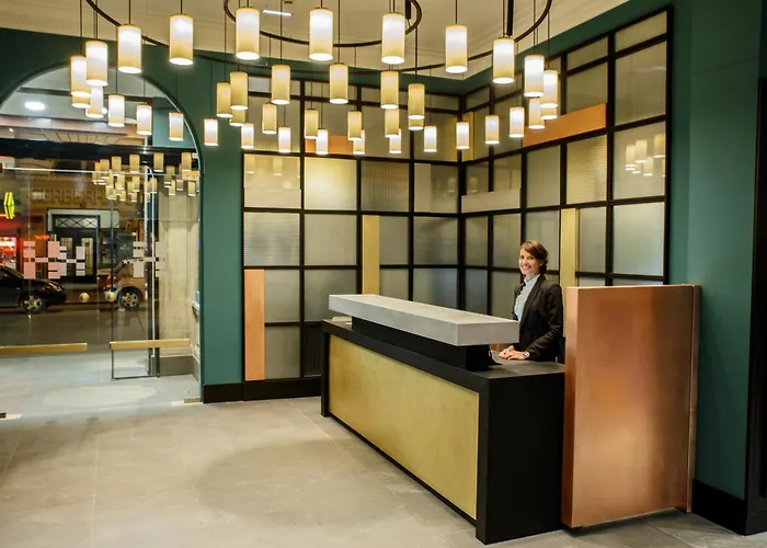 Hannong Hotel & Wine Bar