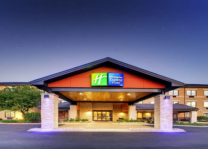 Holiday Inn Express & Suites Aurora - Naperville By Ihg