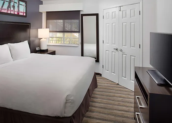 Hyatt House Belmont Redwood Shores