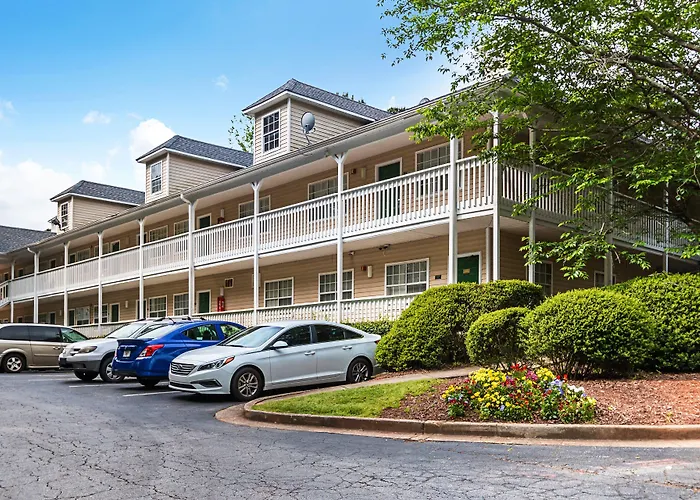 Hometowne Studios By Red Roof Atlanta - Lawrenceville