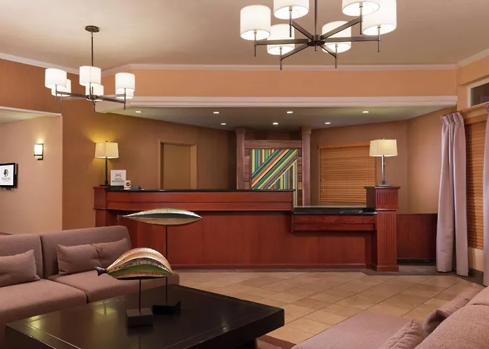 Doubletree By Hilton Portland Tigard