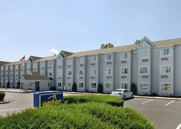 Microtel Inn & Suites By Wyndham Charleston