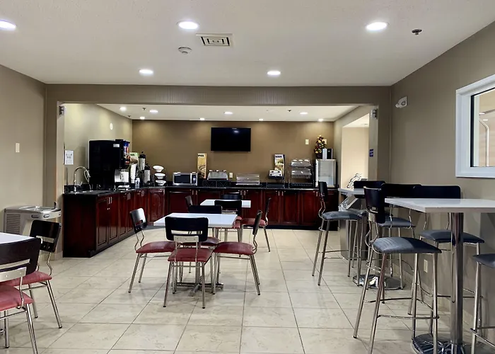 Microtel Inn & Suites By Wyndham Charleston