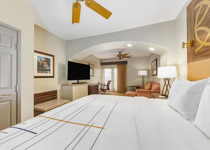La Quinta By Wyndham Marble Falls