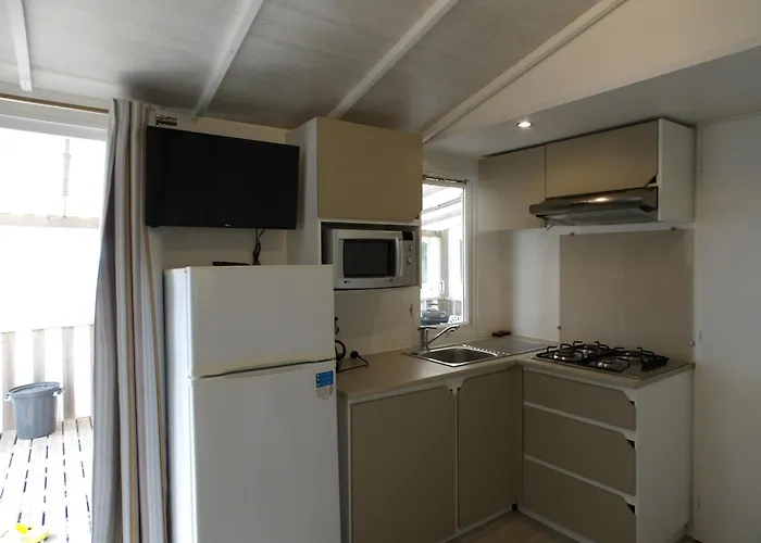 Camping Les Sables Blancs