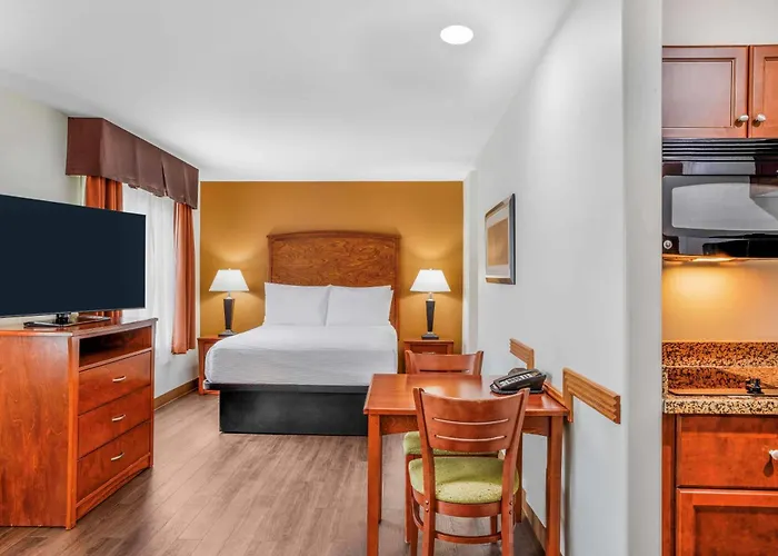 Days Inn & Suites By Wyndham Sherwood Park Edmonton