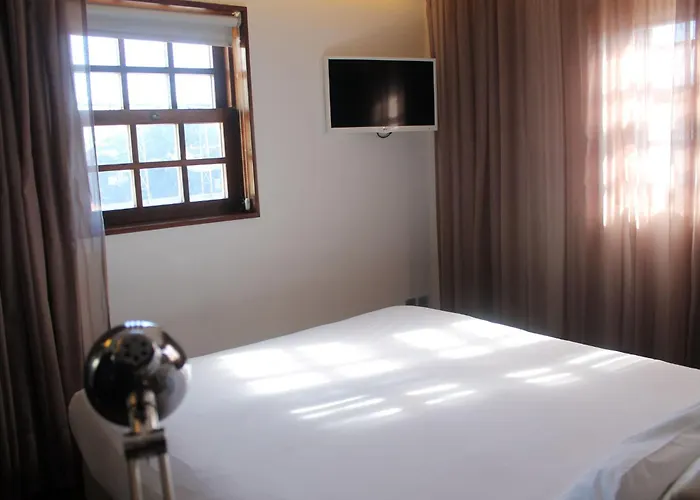 Oca Ribeira Do Porto Hotel